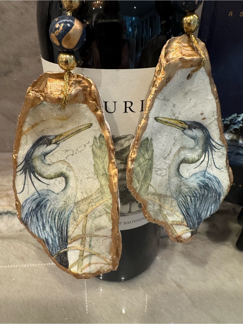 NC Hamdmade Oyster Shell Ornaments/ Wine Charm